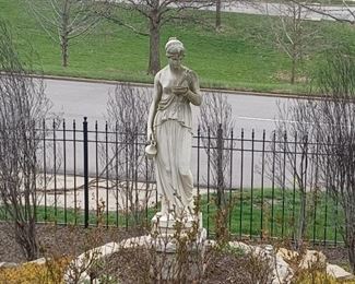 Large Grecian Woman Statue