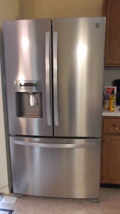 Beautiful newer Kenmore French Door Fingerprint Free Stainless Refrigerator w/Bottom Freezer
