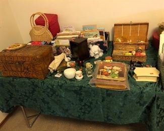 Vintage post cards and cards new also 