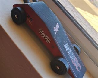 Pinewood Derby Car Ready to Race Wooden Spyder #39 Black Widow