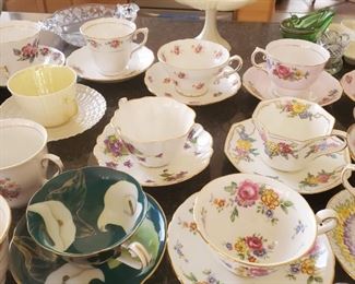 Beautiful Vintage Teacups with Saucers