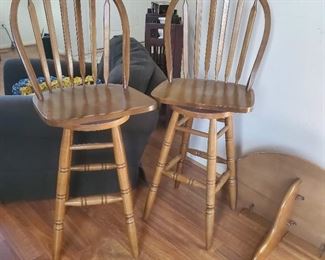 2 Barstools with Small wall Table