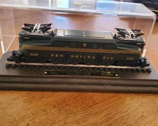 Great American Railways Hallmark Lionel 2332 Pennsylvania GG-1 20th Century Series
