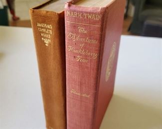 Shakespeare's Complete Works & Mark Twain The Adventures of Huckleberry Finn