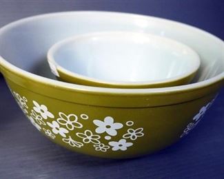 Pyrex And Anchor Hocking Fire King Assorted Mixing Bowls And Casseroles, Qty 7