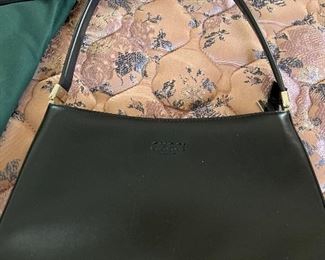 Gucci ? Not authenticated