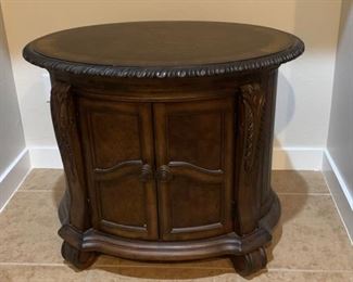 T.S. Berry Hillsboro Collection oval cabinet