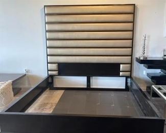 Marge Carson Lakeshore Drive king bed