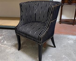 Furnitureland South black and white accent chair