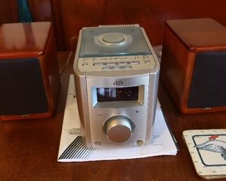 JVC  CD Player with 2 Speakers