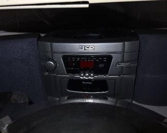 3 CD Stereo with 2 Speakers