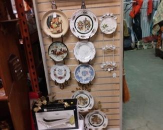 Decorative Hanging Plates