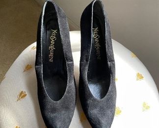 Yve Saint Laurent size 8 1/2
