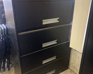 Hon 4 drawer lateral filing cabinet 