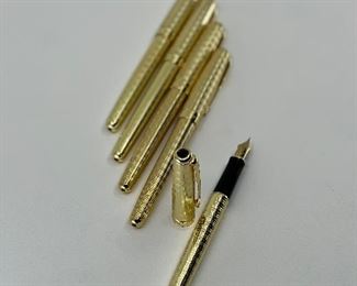 A Flood of Fountain Pens!