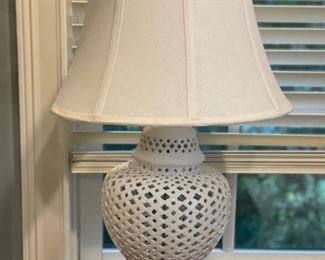 Lattice table lamp.