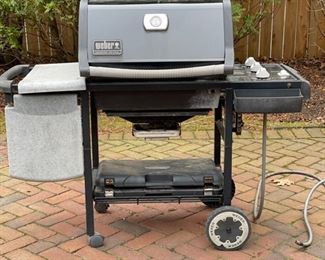 Weber Gas Grill. Photo 1 of 2.