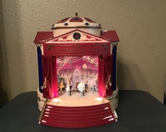 Animated Nutcracker suite display