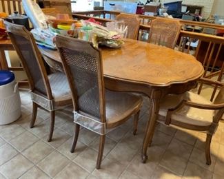 Dining room table and chairs (with 2 leaves, not shown)