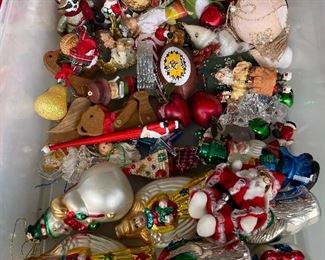Christmas Decor (Vintage and new)