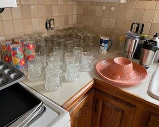 kitchen items, glassware
