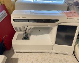 Viking Husqvarna Designer SE