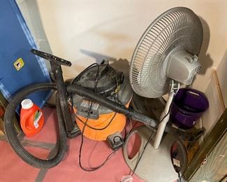 Shop Vac, floor fan
