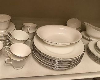 Wedgwood “Silver Ermine” china - 12 dinner plates, 6 salad plates, 5 bread plates, gravy boat, 12 cups & saucers 