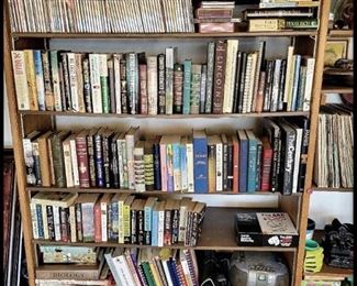 Lots of miscellaneous books - cheap! 