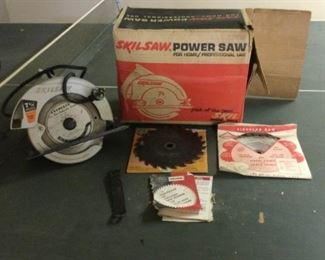 Skilsaw Power Hand Saw Electric