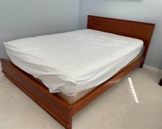 Wood Frame Full Size Bed