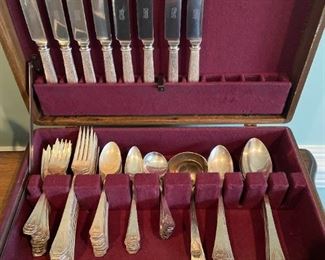 Rogers Bros Silverplate Flatware Heraldic