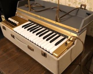Vintage Chord organ