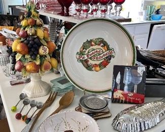 Made in Italy Pasta Bowls, Fruit Decor