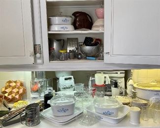 Corning Ware Blue Cornflower Casserole Dishes, Vintage Homer Laughlin Fiesta Brown Pitcher, Vintage Kitchenwares