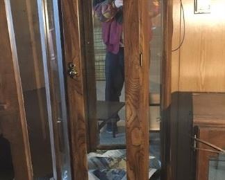 Wooden display cabinet