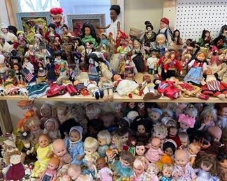 Souvenir dolls, baby dolls