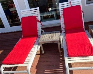 PATION LOUNGE CHAIRS