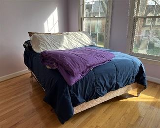 Full Mattress w/ Box Spring