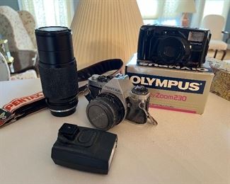 Olympus Zoom 230
Pentax Super MLE Camera