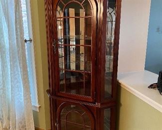 Pulaski Furniture Co. Lighted Corner Cabinet