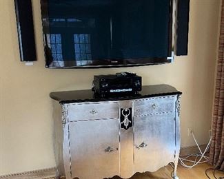 Shabby Chic Silver 2 drawer with lockable 2 door silver&nbsp;painted with black top&nbsp;buffet&nbsp;