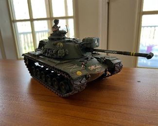 Replica Die Cast F47 scale model US Army Tank