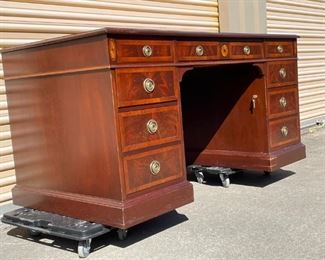 Hekman executive desk with inlay detail. H: 30". W: 62". D: 32". PRICE $200 *Pick up at storage unit in Chelsea