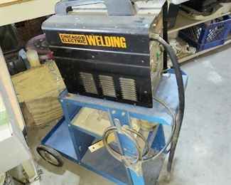 Chicago Elec. 90 Amp Flux Wire Welder w/Cart