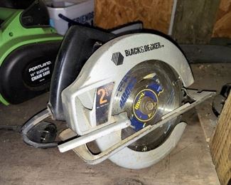 B&D Circular Saw