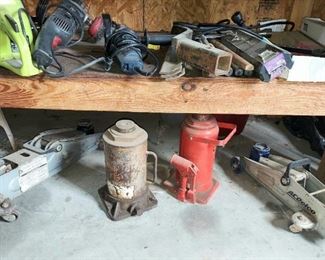 Hydraulic Jacks