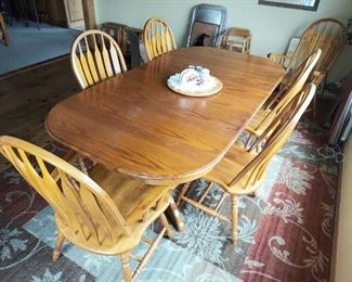 5' Oak Dining Table w/2 18" Leaves, 8' Total Length, 6 Chairs