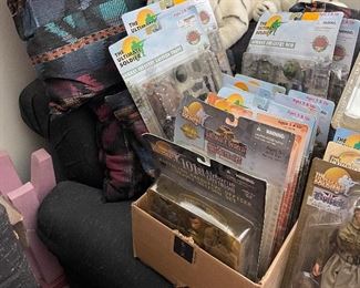 Ultimate Soldiers Accessories Mint on Cards