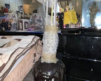 Fluorescent Lights in Black Vase 